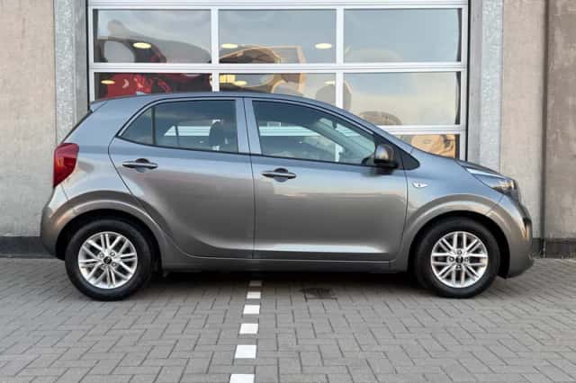 Kia Picanto (2021) thumbnail 6