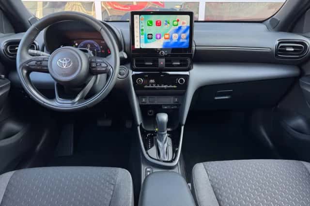 Toyota Yaris Cross (2026) thumbnail 3