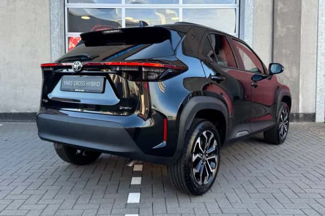Toyota Yaris Cross (2026) thumbnail 2