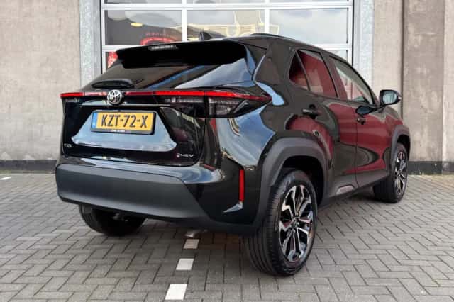 Toyota Yaris Cross (2026) thumbnail 2