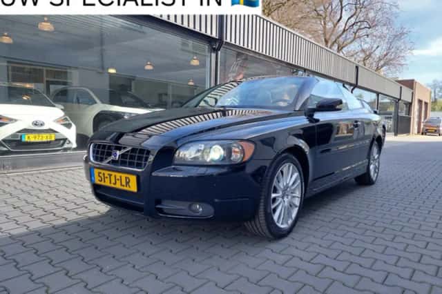 Volvo C70 (2006) thumbnail 1