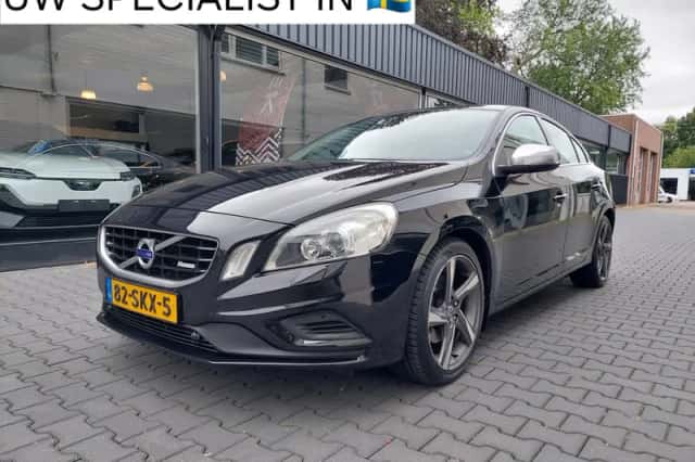 Volvo S60 (2011) thumbnail 1