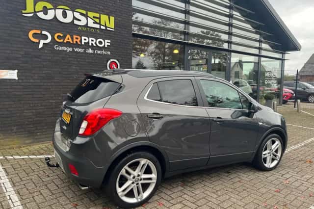 Opel Mokka (2016) thumbnail 3
