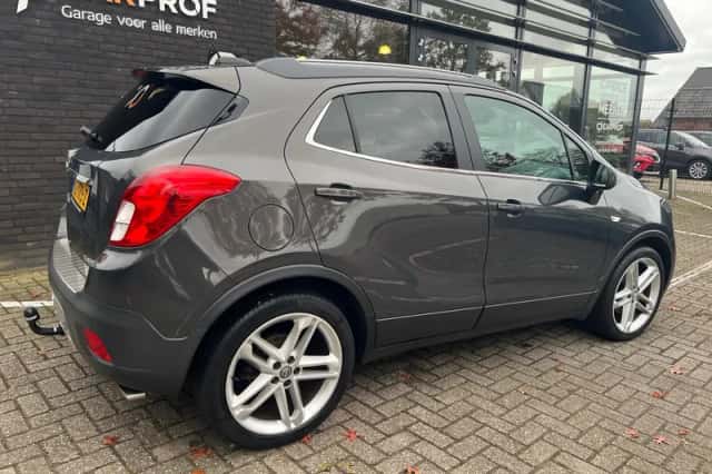 Opel Mokka (2016) thumbnail 4