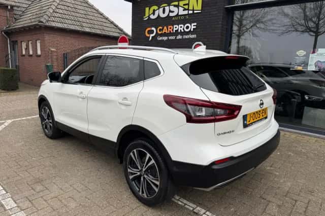 Nissan Qashqai (2021) thumbnail 6