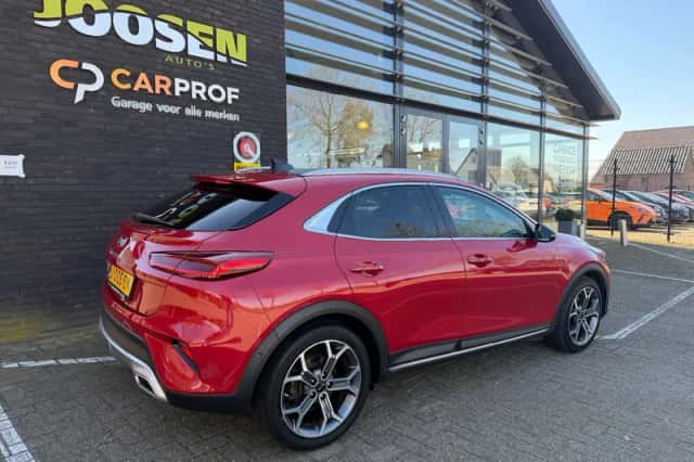 Kia XCeed (2021) thumbnail 3