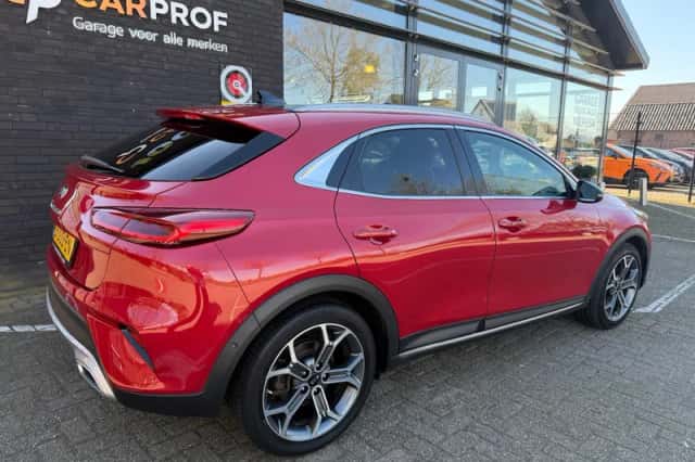 Kia XCeed (2021) thumbnail 4
