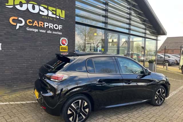 Peugeot 208 (2025) thumbnail 3