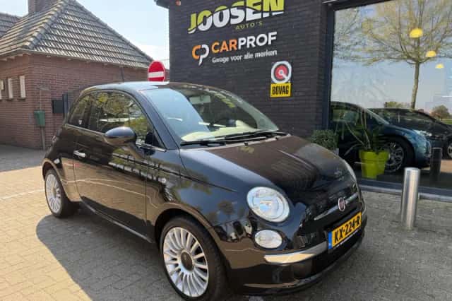 Fiat 500 (2015) thumbnail 1