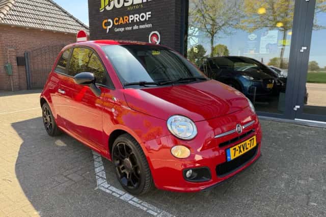 Fiat 500 (2015) thumbnail 1