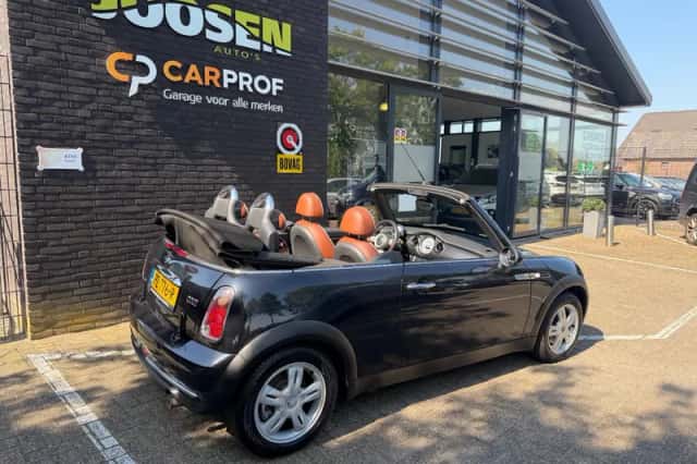 MINI Cabrio (2007) thumbnail 3