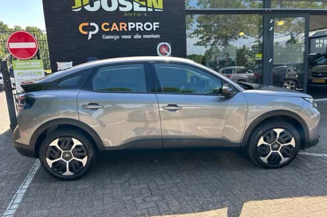 Citroën C4 (2025) thumbnail 2