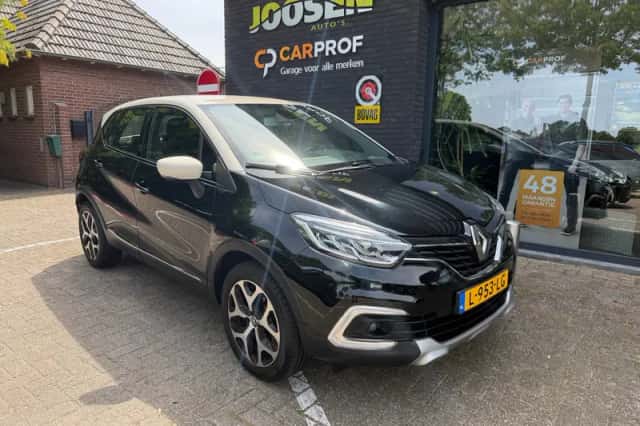 Renault Captur (2018) thumbnail 1