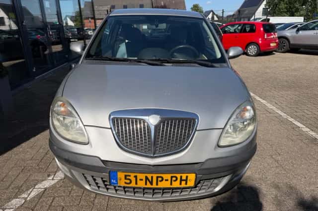 Lancia Ypsilon (2004) thumbnail 5