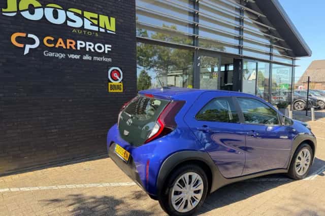 Toyota Aygo X (2023) thumbnail 3