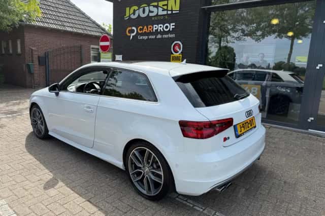 Audi A3 (2014) thumbnail 6