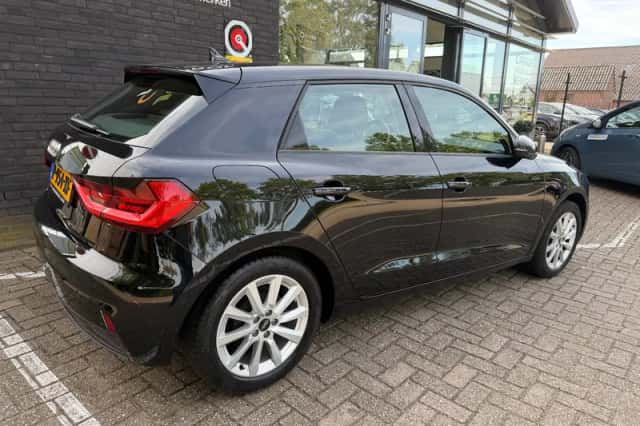 Audi A1 (2021) thumbnail 4