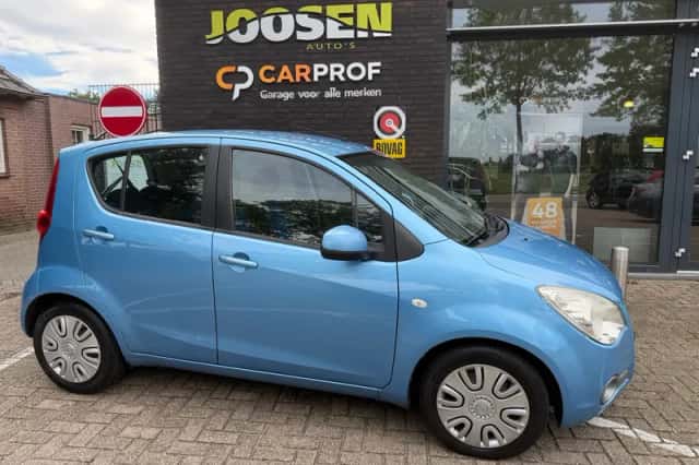 Opel Agila (2010) thumbnail 2