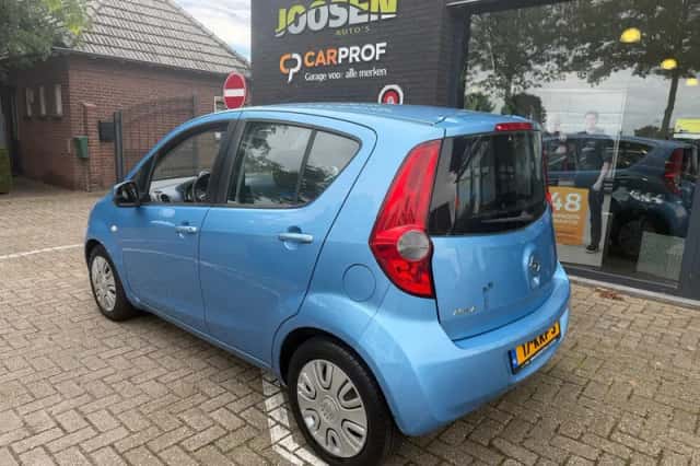 Opel Agila (2010) thumbnail 6