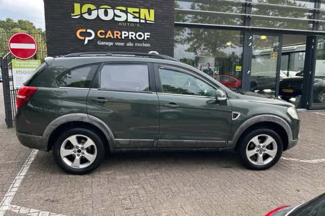Chevrolet Captiva (2007) thumbnail 2