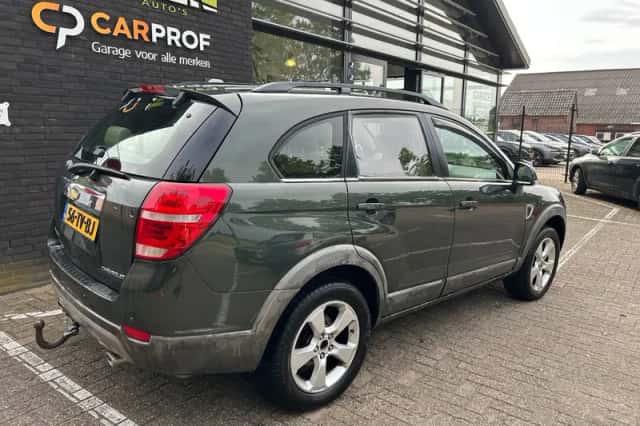 Chevrolet Captiva (2007) thumbnail 3