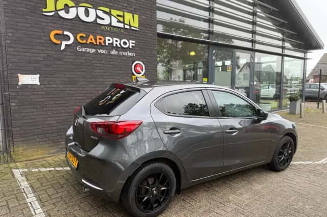 Mazda 2 (2020) thumbnail 3