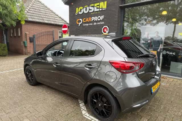 Mazda 2 (2020) thumbnail 6