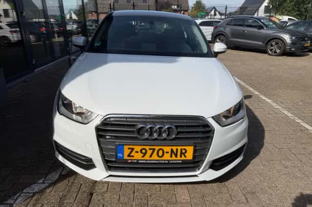 Audi A1 (2016) thumbnail 5