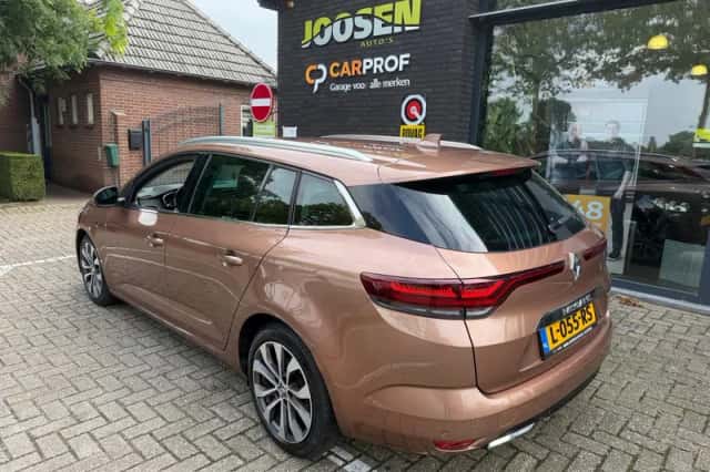 Renault Mégane (2021) thumbnail 6