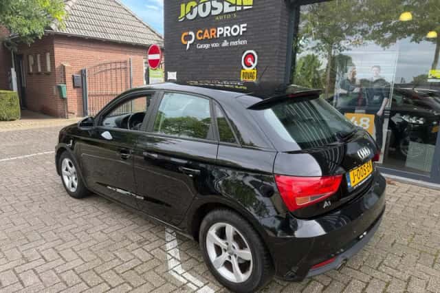 Audi A1 (2015) thumbnail 6