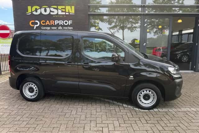 Opel Combo (2024) thumbnail 2