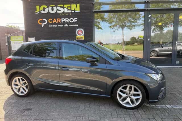 SEAT Ibiza (2019) thumbnail 2