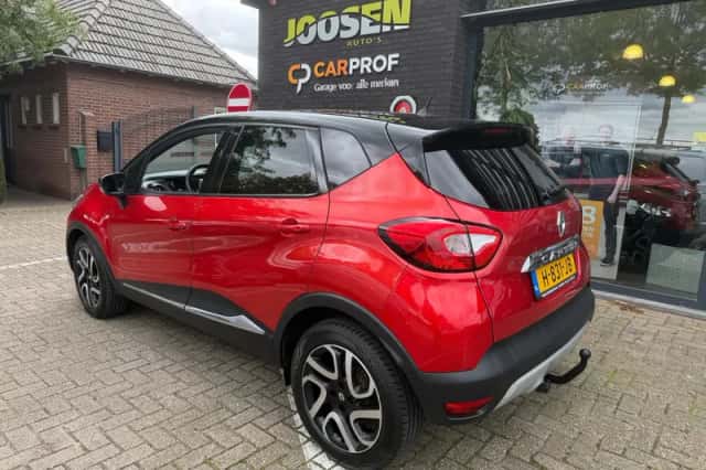 Renault Captur (2015) thumbnail 6
