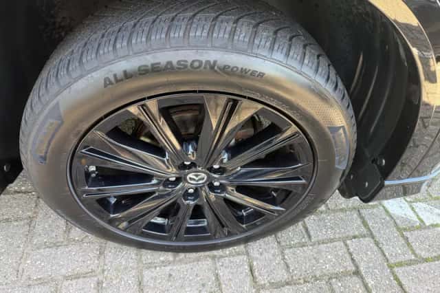 Mazda CX-5 (2023) thumbnail 3