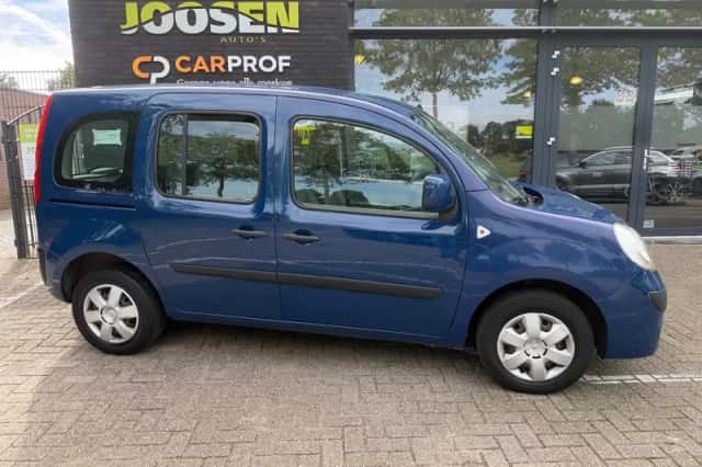 Renault Kangoo (2010) thumbnail 2