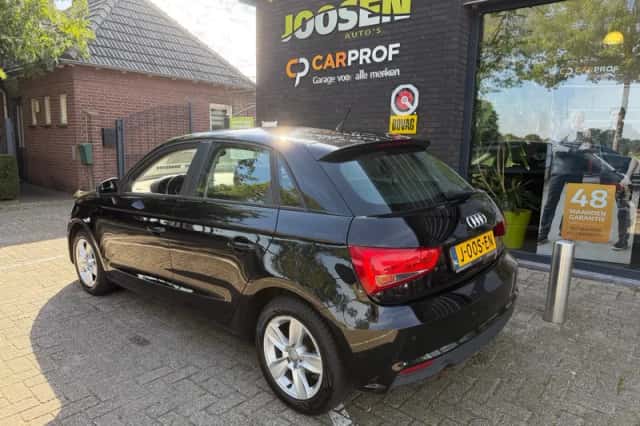 Audi A1 (2016) thumbnail 6