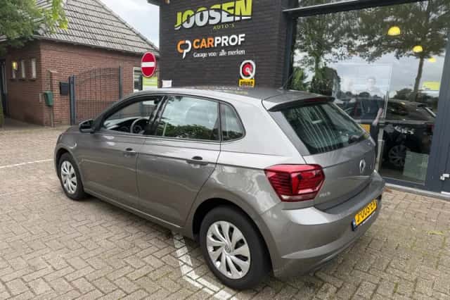 Volkswagen Polo (2018) thumbnail 5