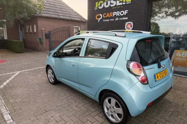 Chevrolet Spark (2010) thumbnail 6