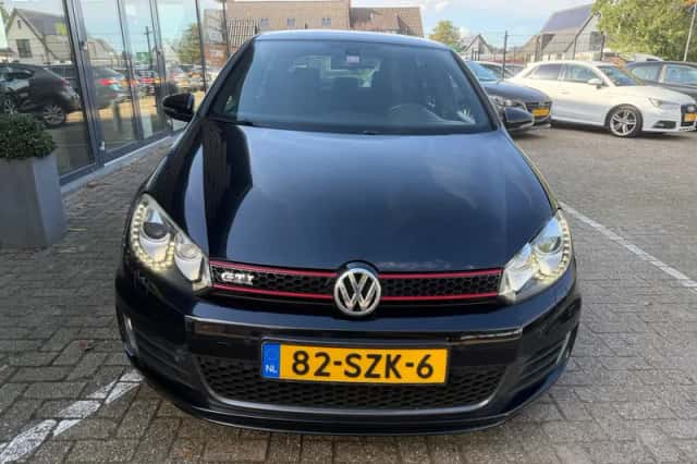 Volkswagen Golf (2012) thumbnail 5