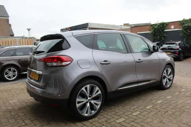 Renault Scénic (2019) thumbnail 3