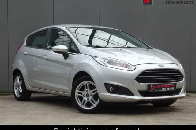 Ford Fiesta (2015) thumbnail 1