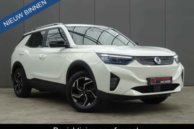SsangYong Korando (2023) thumbnail 1