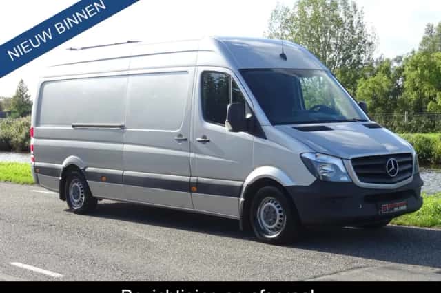 Mercedes-Benz Sprinter (2014) thumbnail 1