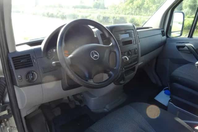 Mercedes-Benz Sprinter (2014) thumbnail 4