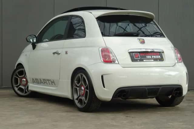 Fiat 500 (2012) thumbnail 2