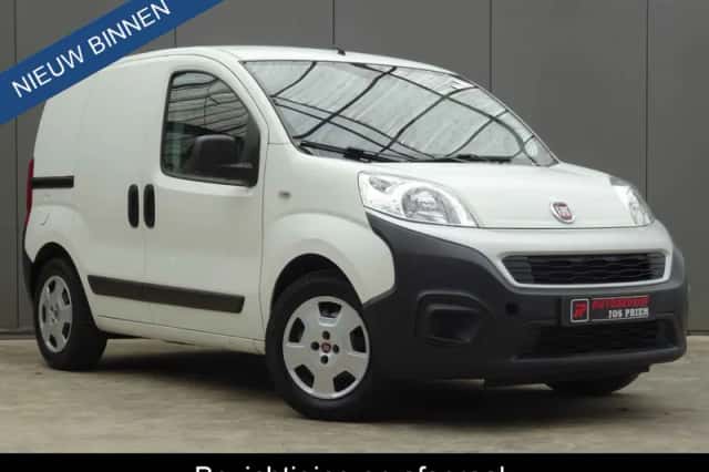 Fiat Fiorino (2020) thumbnail 1