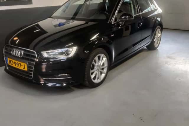 Audi A3 (2014) thumbnail 1