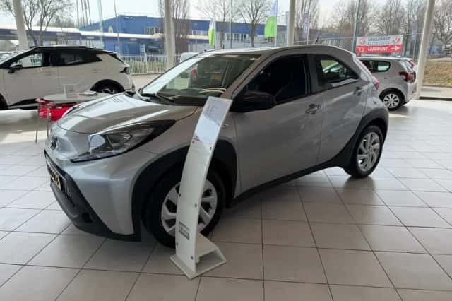 Toyota Aygo X (2022) thumbnail 3