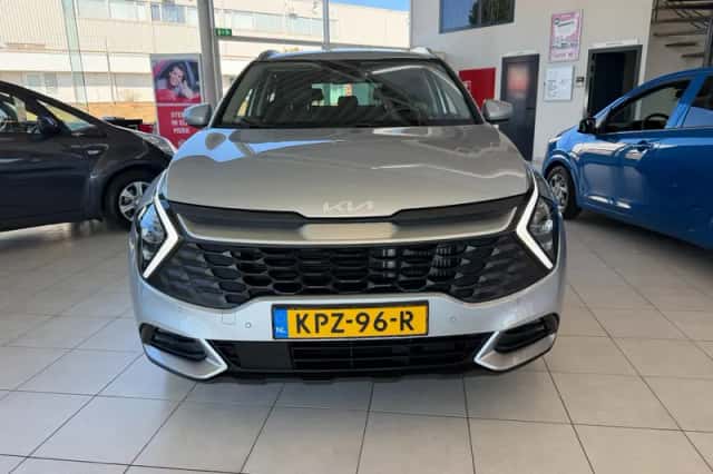 Kia Sportage (2022) thumbnail 2