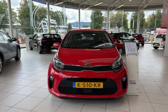 Kia Picanto (2021) thumbnail 2